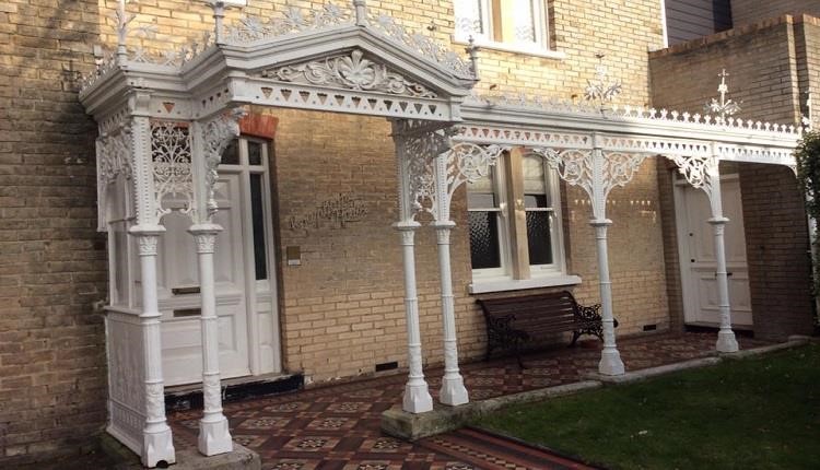 Cranborne House and its beautiful veranda 